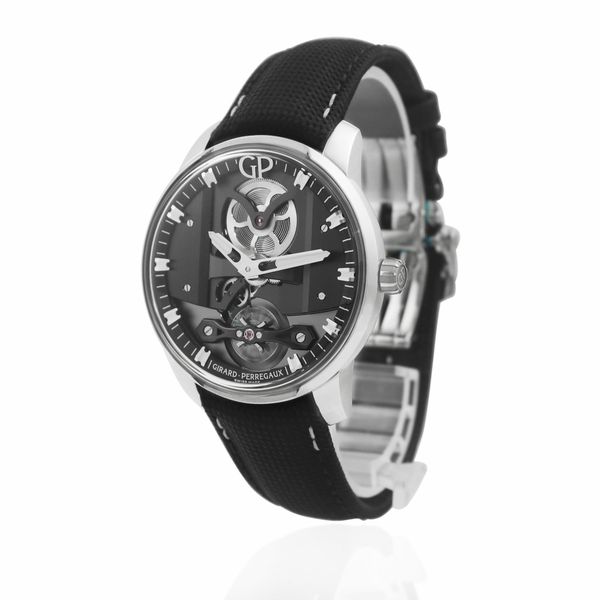 Girard Perregaux Bridges 82000-11-631-FA6A